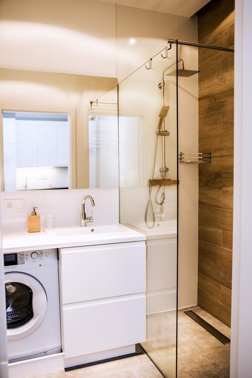 Apartamenty Grazyna Slodowiec Varşovia Exterior foto
