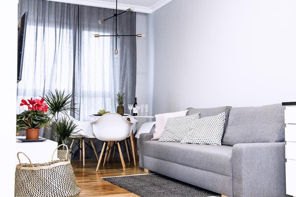 Apartamenty Grazyna Slodowiec Varşovia Exterior foto
